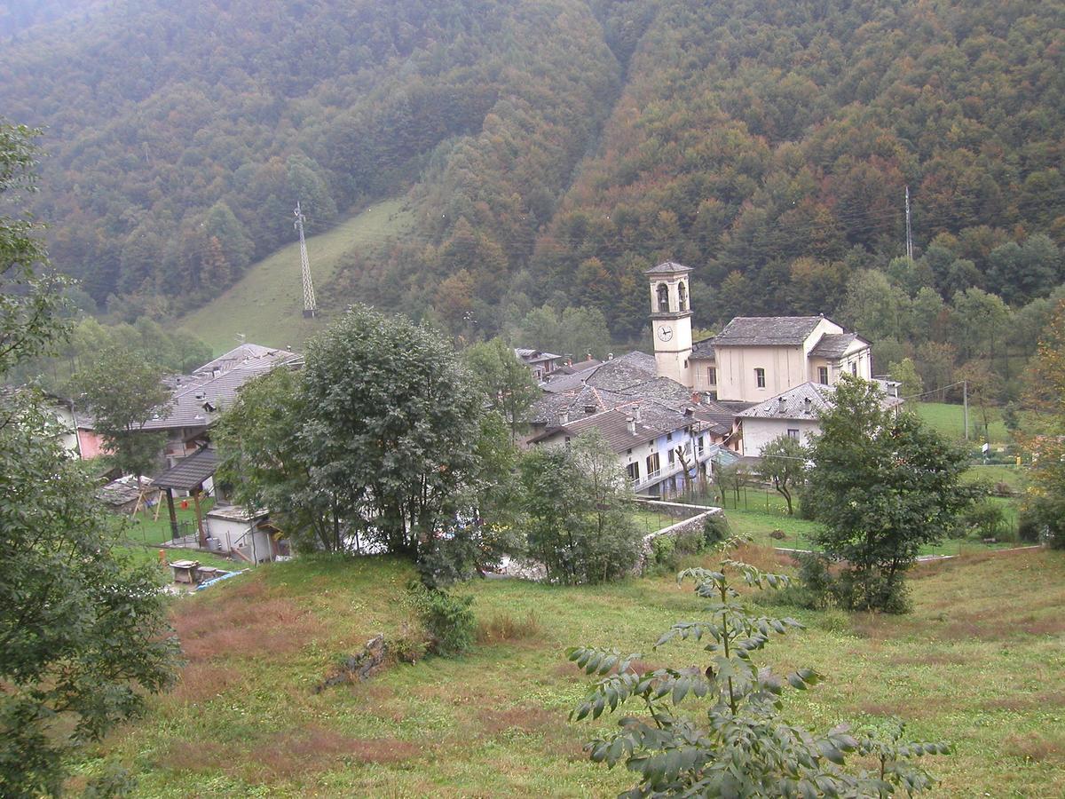 Albergo Morandi Valbondione Eksteriør bilde
