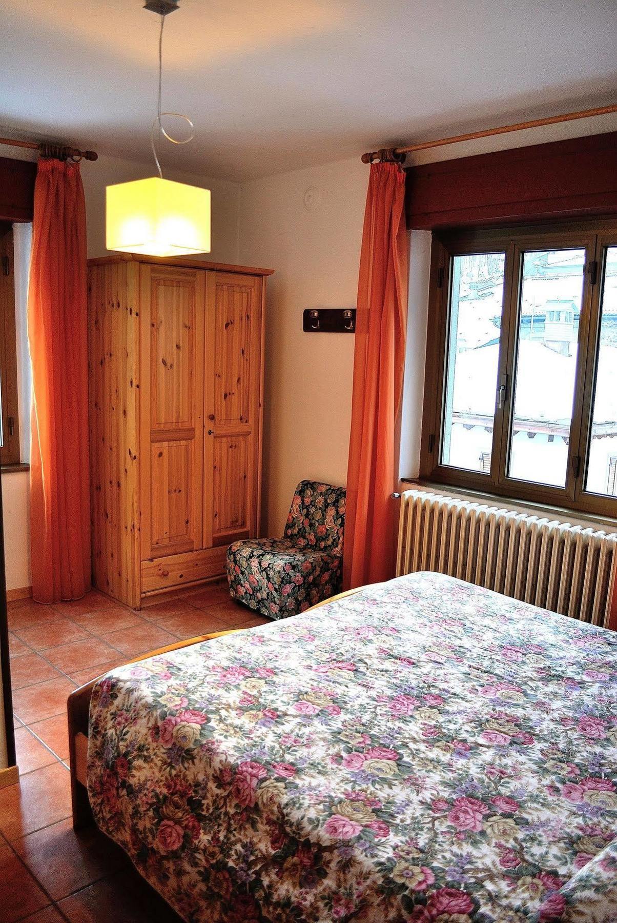 Albergo Morandi Valbondione Eksteriør bilde